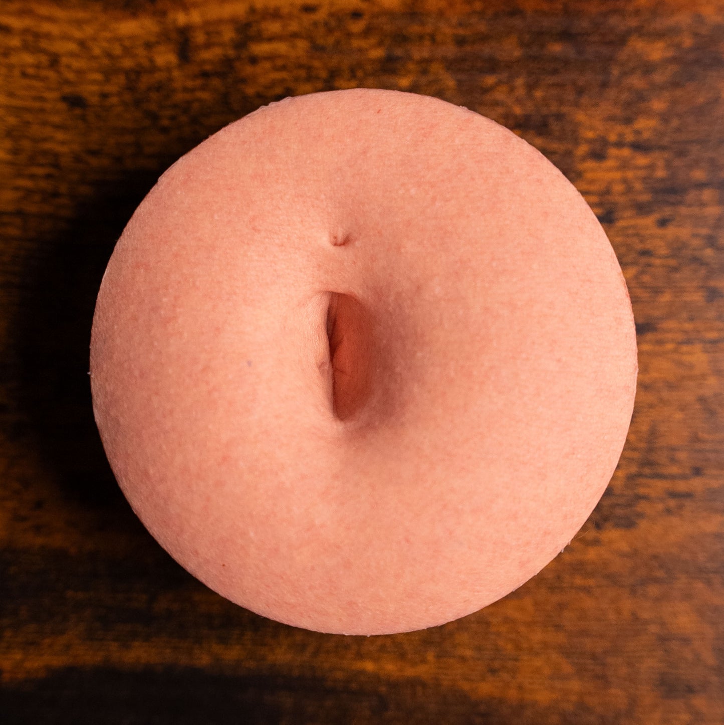 “Luna” - Realistic Belly Button Silicone Display