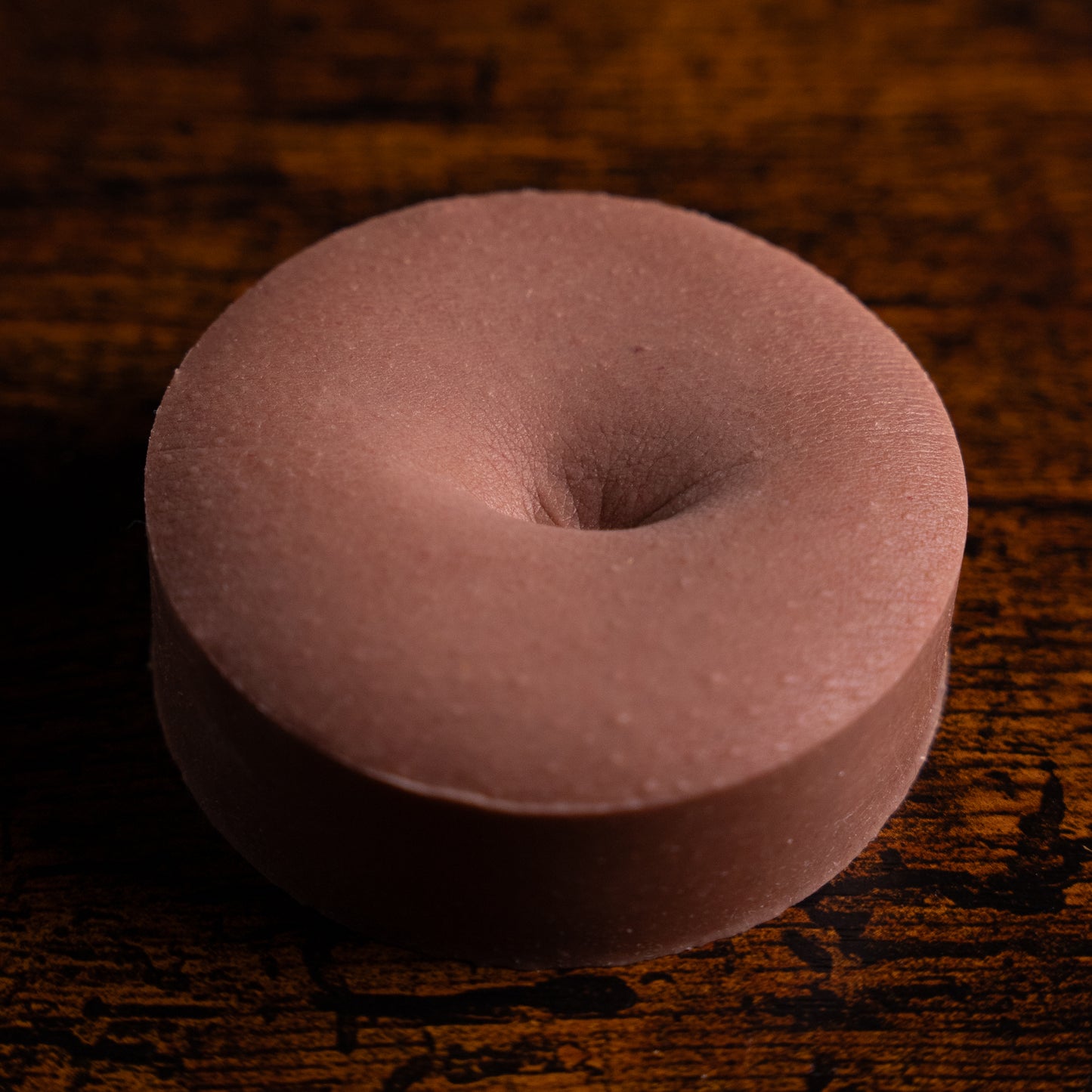 “Chelsea” - Realistic Belly Button Silicone Display